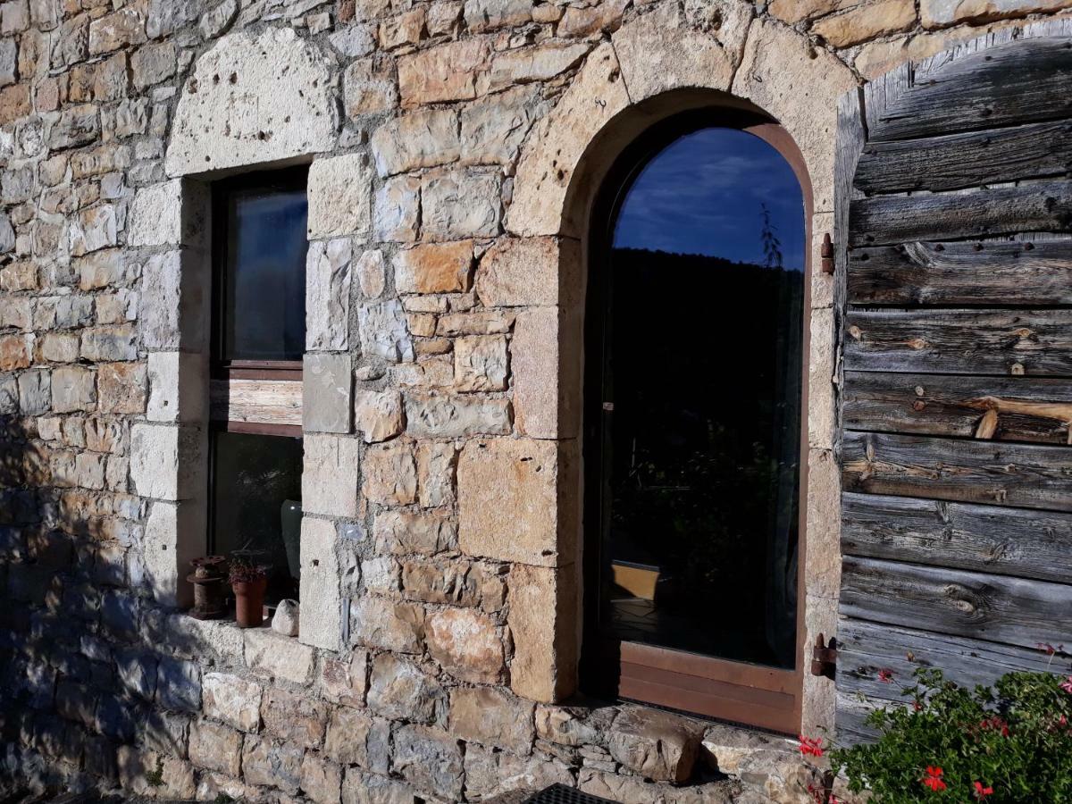Villa Le Paillier d'Etienne. à La Cresse Extérieur photo